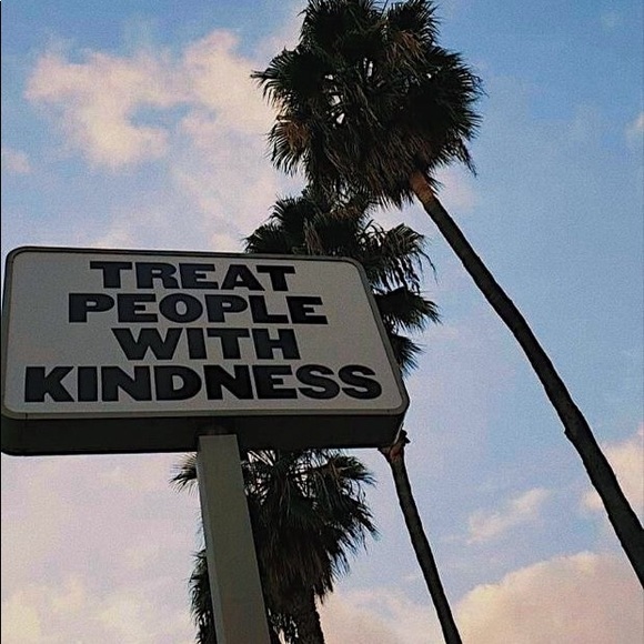 Meet your Posher, Ashley - Picture 1 of 1